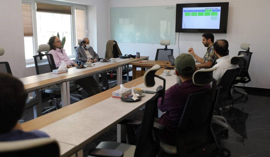 On the Path of Quantitative and Qualitative Development of Policy Analysis Methods