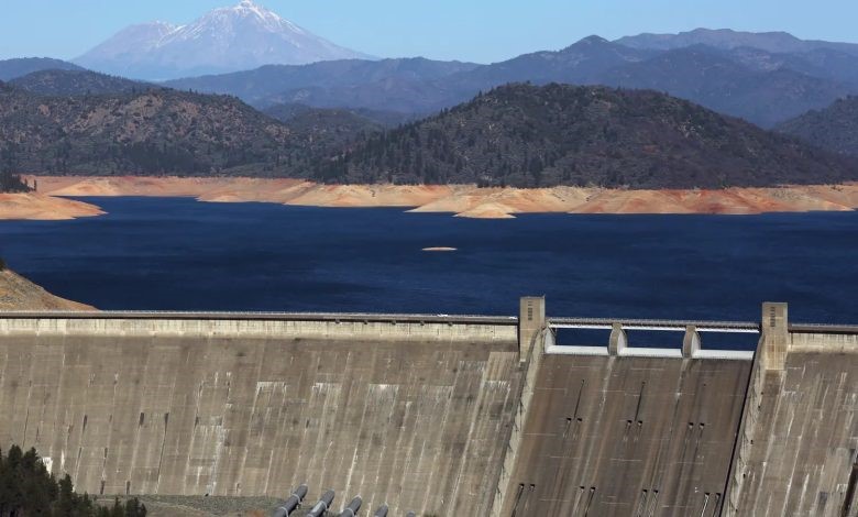 Image of Iran's water dam, water industry management"