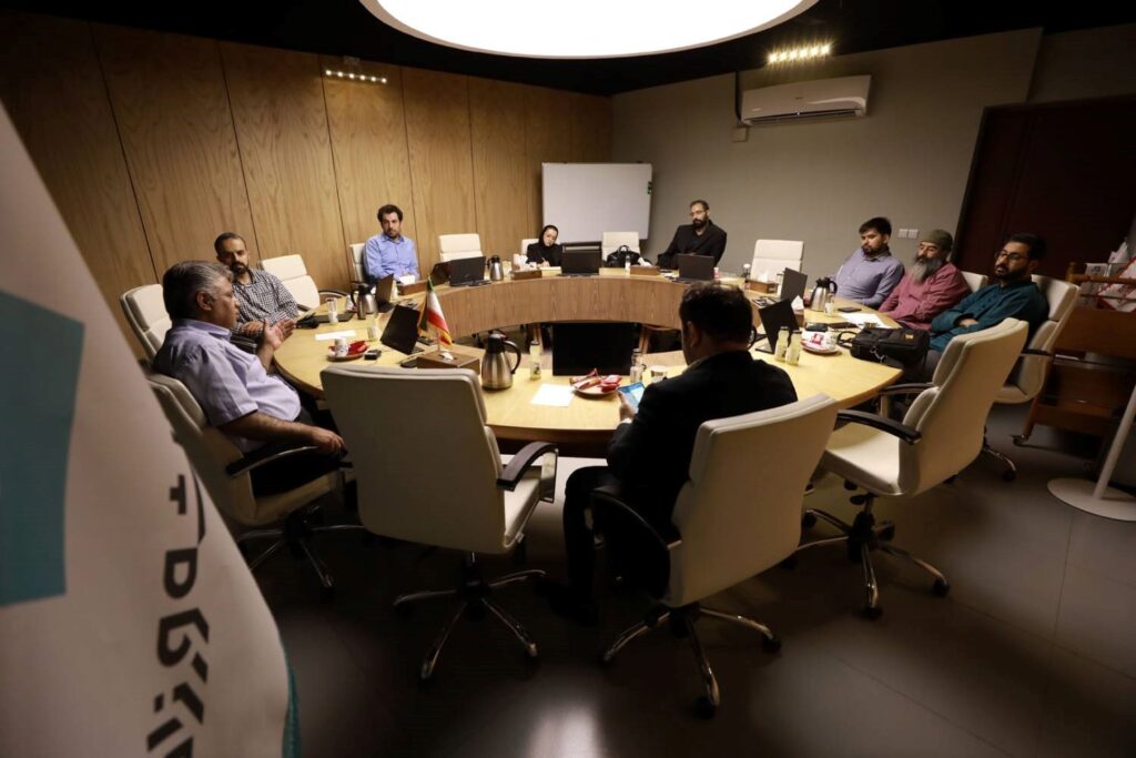 Passive Defense: A Strategy for Enhancing the Resilience of the Health System Against Emerging Threats